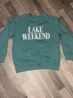 Lake Weekend Teal Crewneck Sweatshirt - Woman